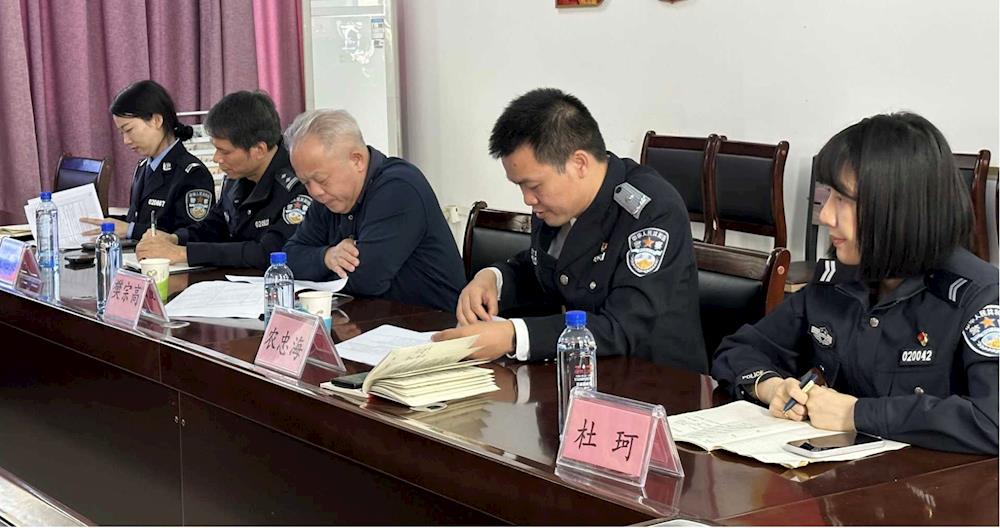 949c0b5dc9c94a48a177e7106e29ae45.jpg 949c0b5dc9c94a48a177e7106e29ae45.jpg