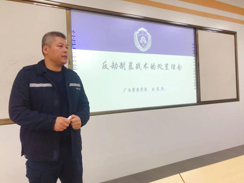 1a3b526a01c24a3ea42af45c6b491e7c.jpg 1a3b526a01c24a3ea42af45c6b491e7c.jpg