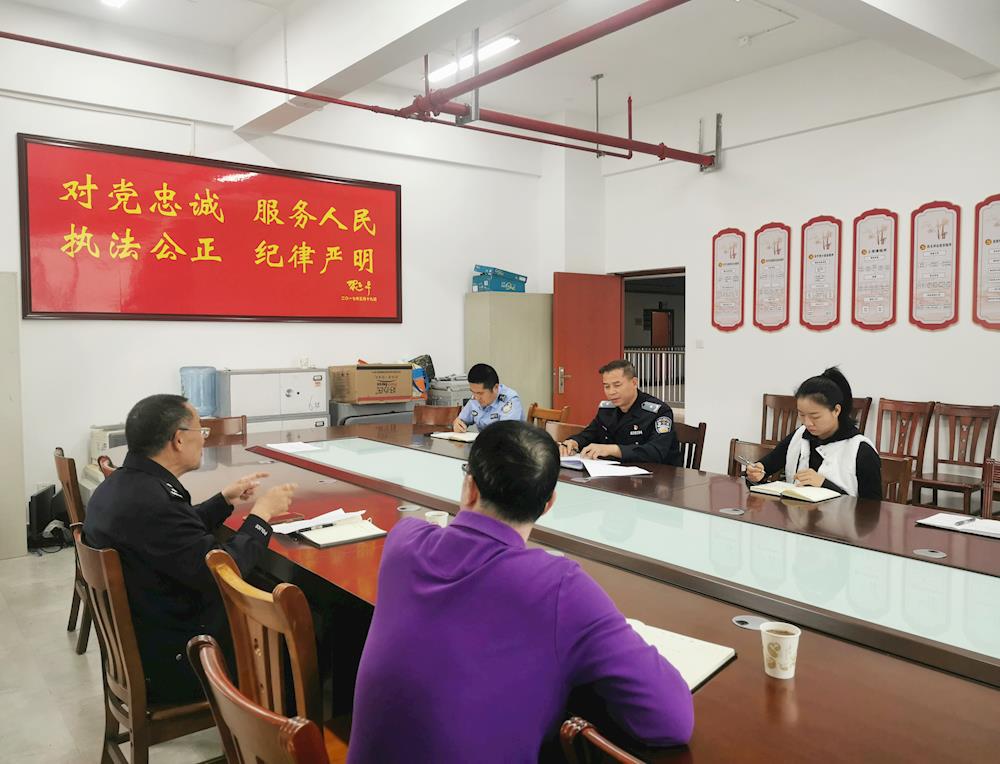 7c1936ece2284734b72867217a9b6765.jpg 7c1936ece2284734b72867217a9b6765.jpg