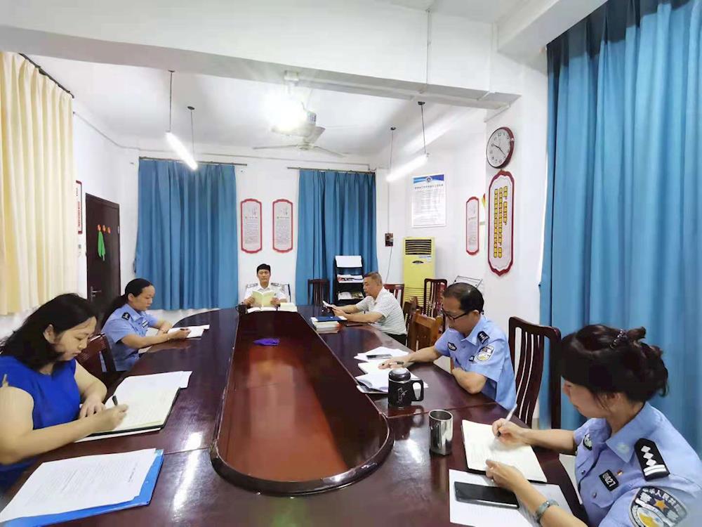 2bfd17ac6379415da619b5ab06d06adb.jpg 2bfd17ac6379415da619b5ab06d06adb.jpg