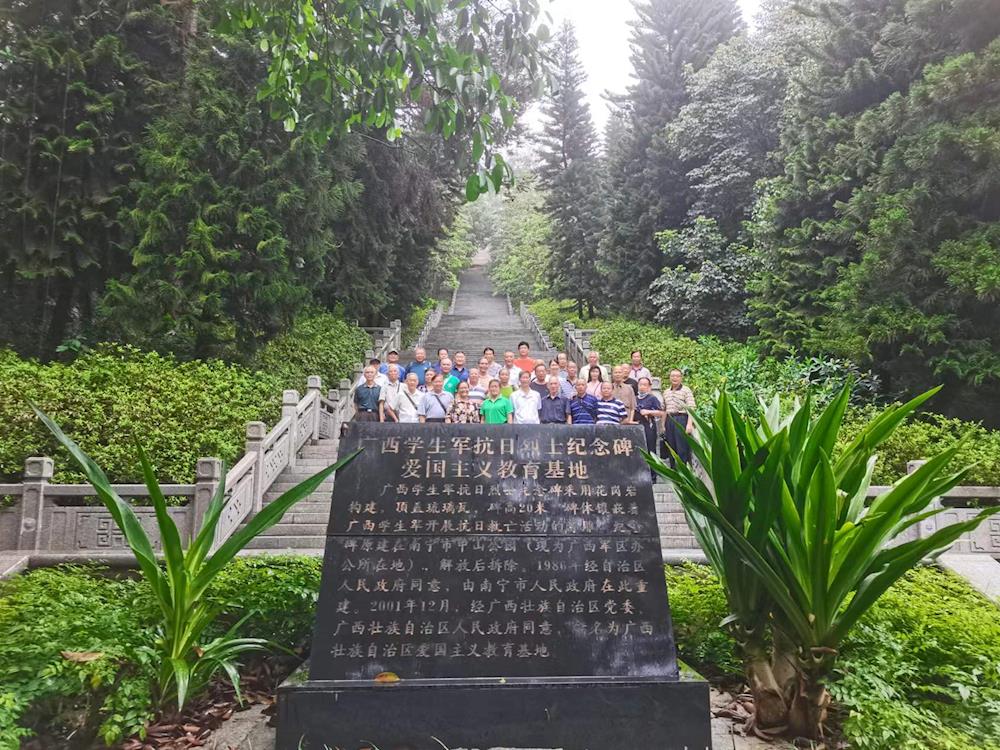 1e43c57a8f4c405bafd40cd9f646ab4b.jpg 1e43c57a8f4c405bafd40cd9f646ab4b.jpg