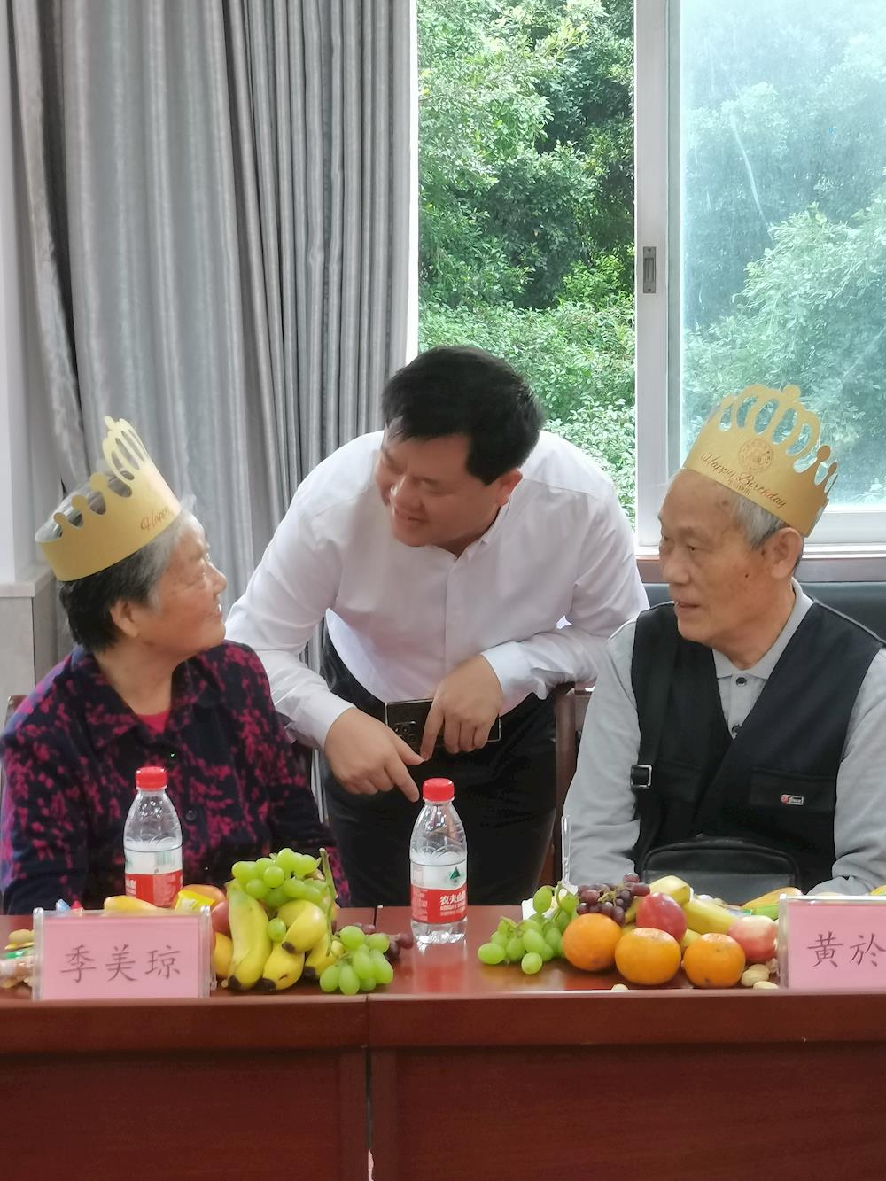 ee9c5311ca334ca080064a9a8cb6eb9c.jpg ee9c5311ca334ca080064a9a8cb6eb9c.jpg