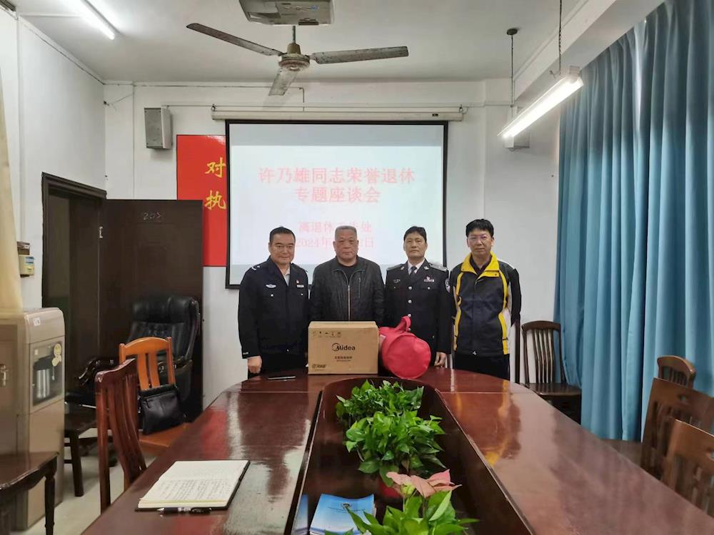 1989abe7131d4b5e8af41c4131e44482.jpg 1989abe7131d4b5e8af41c4131e44482.jpg