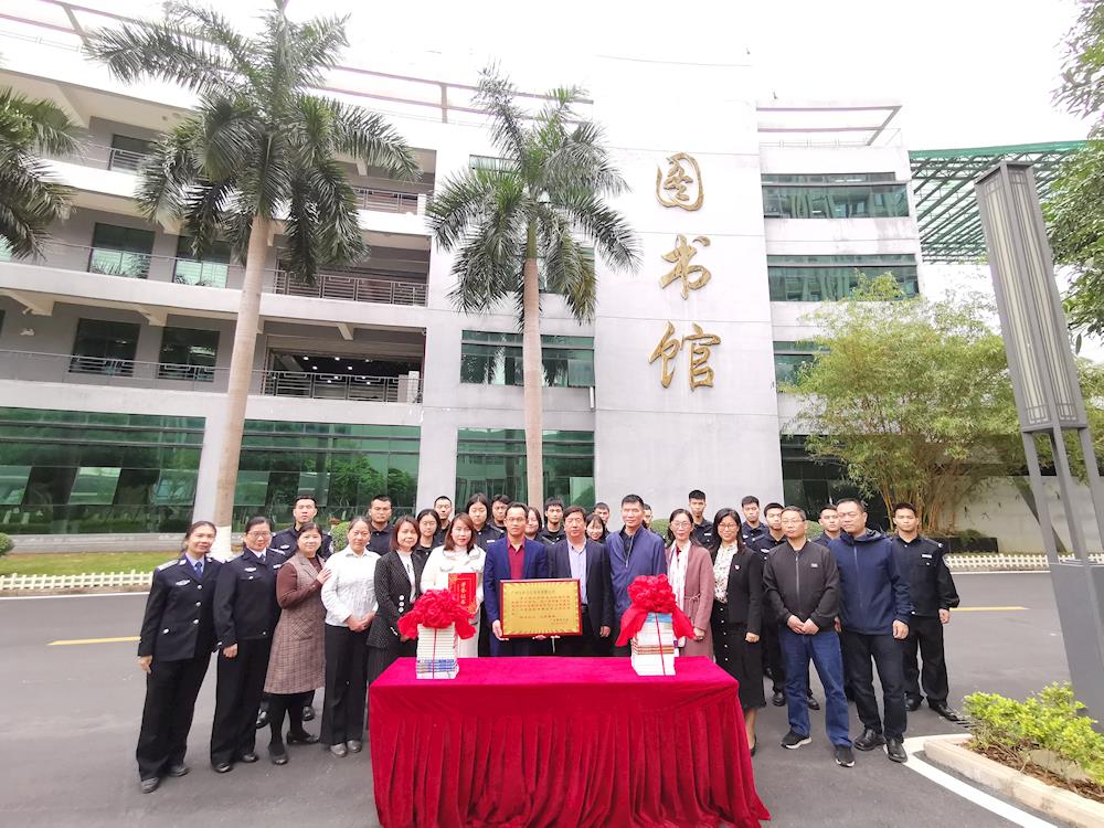 1cb66026d6014b0c9e55bda4f6e3a1bf.jpg 1cb66026d6014b0c9e55bda4f6e3a1bf.jpg