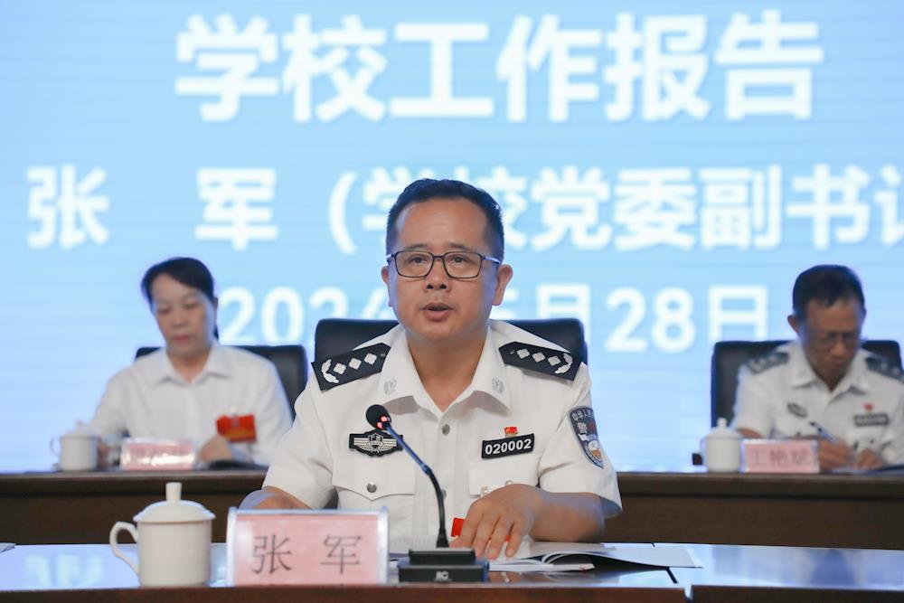 98c3abbe8bcf4a62a3fe9b22005ef2d4.jpg 98c3abbe8bcf4a62a3fe9b22005ef2d4.jpg