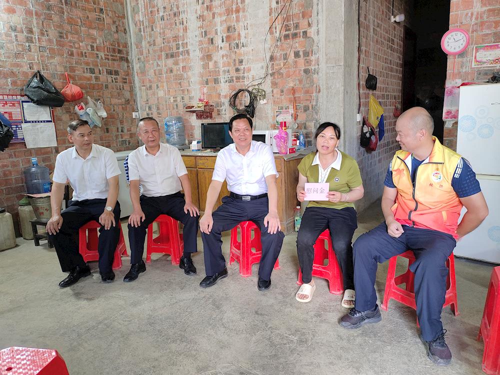 fd8b512d87f24f049dfdb38382785951.jpg fd8b512d87f24f049dfdb38382785951.jpg