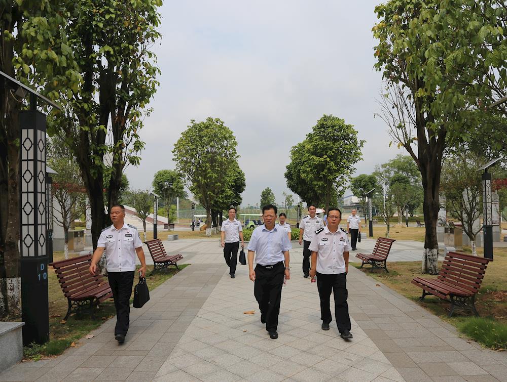 ad6aa1f6cc7e40a48e3633d7cc651171.jpg ad6aa1f6cc7e40a48e3633d7cc651171.jpg