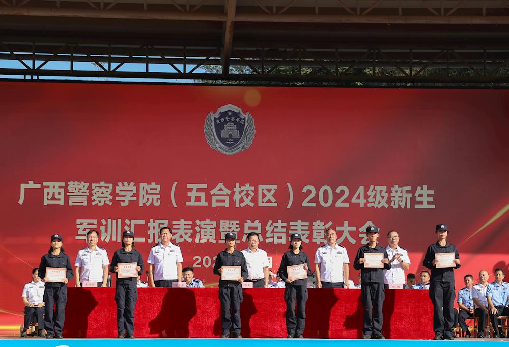 69bc85cf69c649c4b71b5123892a164d.jpg 69bc85cf69c649c4b71b5123892a164d.jpg