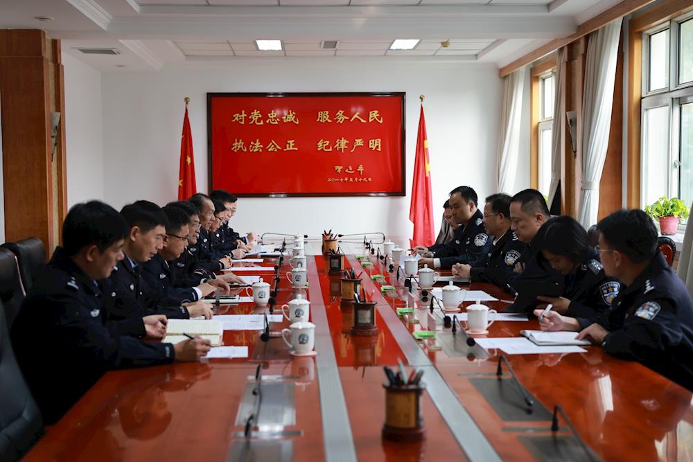 1394ab23e020402d92cf67f765952708.JPG 1394ab23e020402d92cf67f765952708.JPG