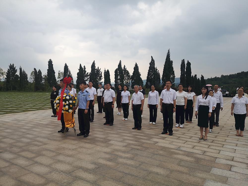 da383be0f4a046619f05296119ffe50e.jpg da383be0f4a046619f05296119ffe50e.jpg