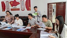 公共管理学院组织开展学生求职简历设计大赛评审会