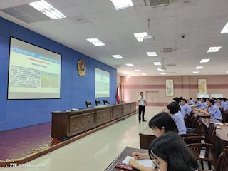 bat365举行绿色校园建设生态环境专题讲座