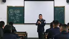 程宏斌院长到2020级侦查学卓越班开展调研座谈
